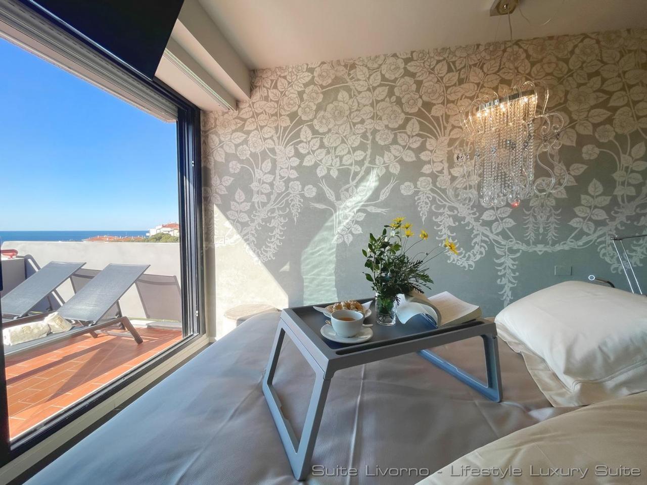 Suites Marilia Apartments Pool Side - Suite Livorno Holiday Home Group Exterior photo