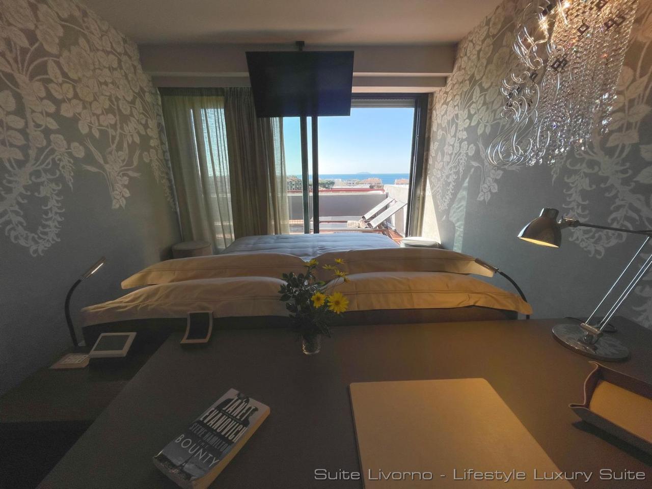 Suites Marilia Apartments Pool Side - Suite Livorno Holiday Home Group Exterior photo