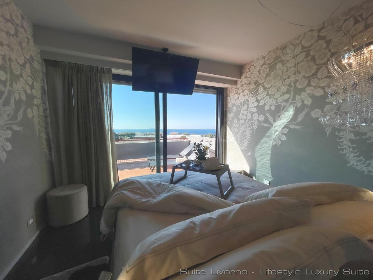 Suites Marilia Apartments Pool Side - Suite Livorno Holiday Home Group Exterior photo